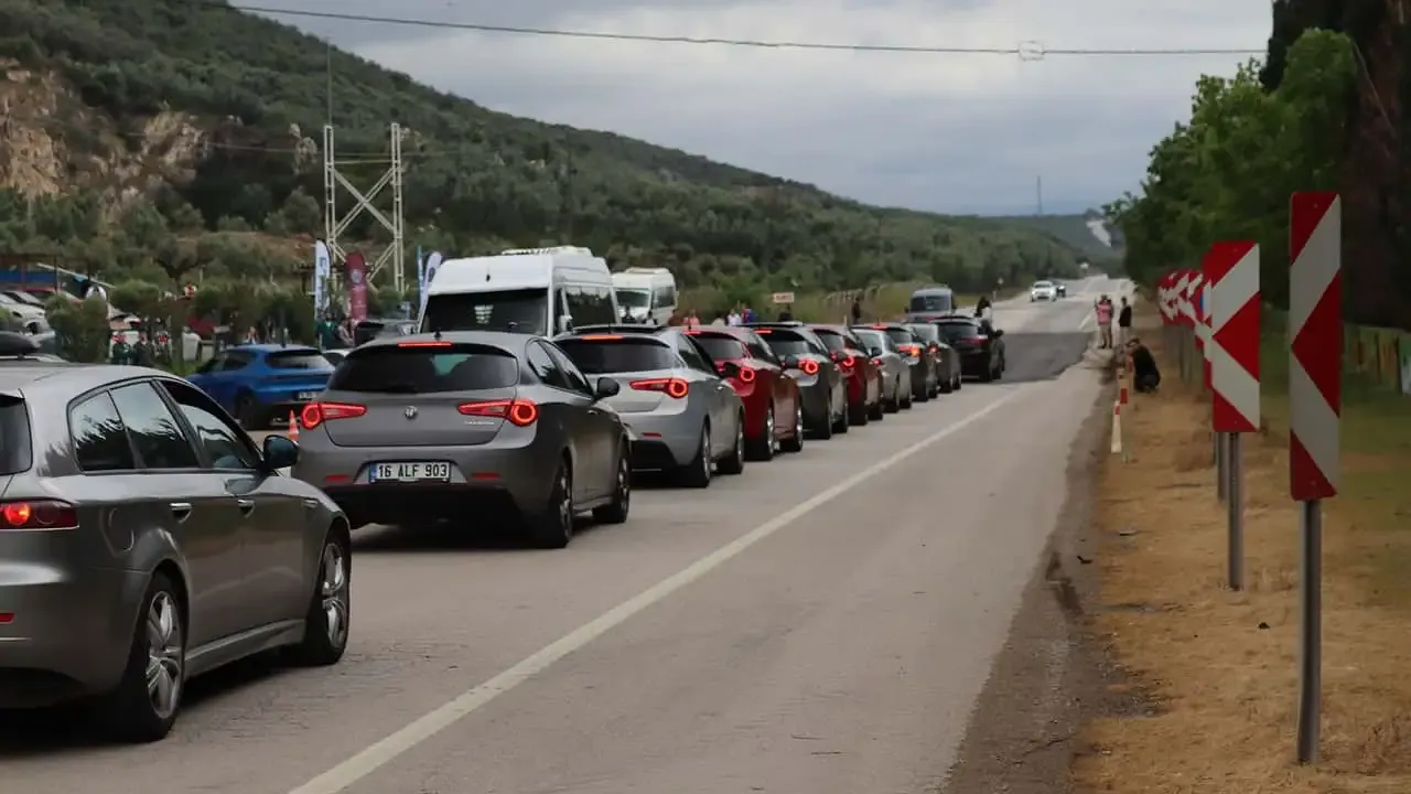Alfa Romeo tutkunları dördüncü kez bir araya geliyor! — bursadanaraba.com
